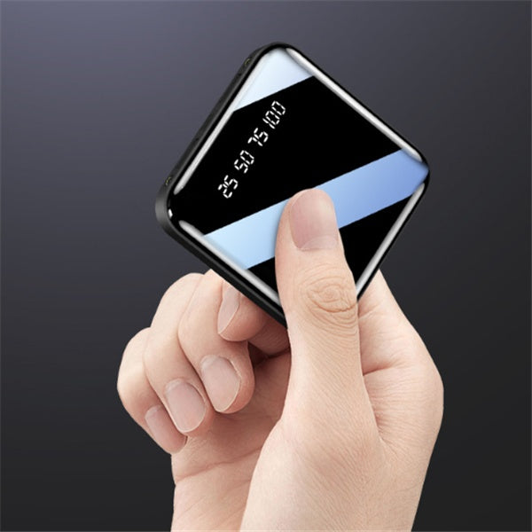 Mini Powerbank 20000mAh – Tragbares Spiegel-Digitaldisplay, Multi-USB-Ausgang