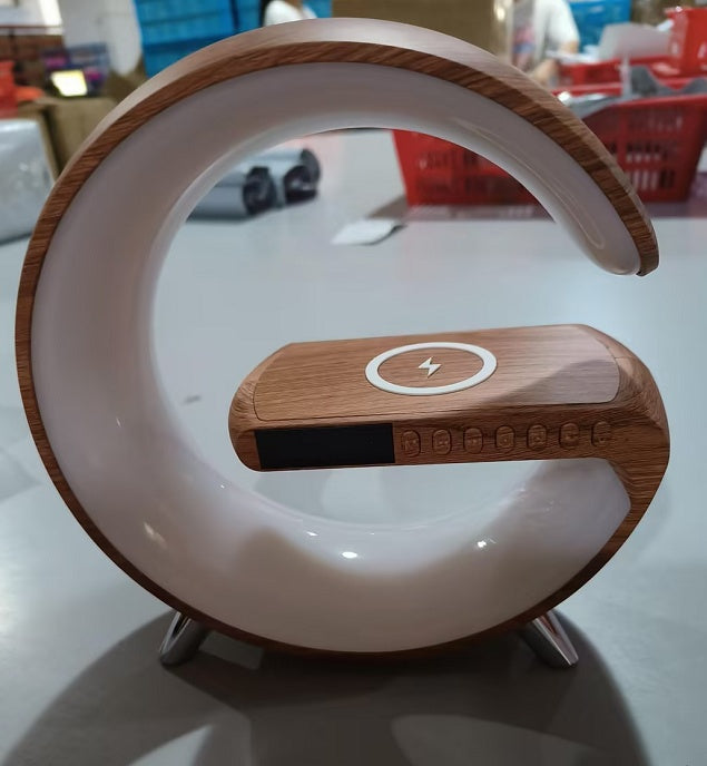 Lampe d'ambiance LED intelligente — Chargeur sans fil 15 W, haut-parleur Bluetooth, contrôle par application, 10 modes d'éclairage