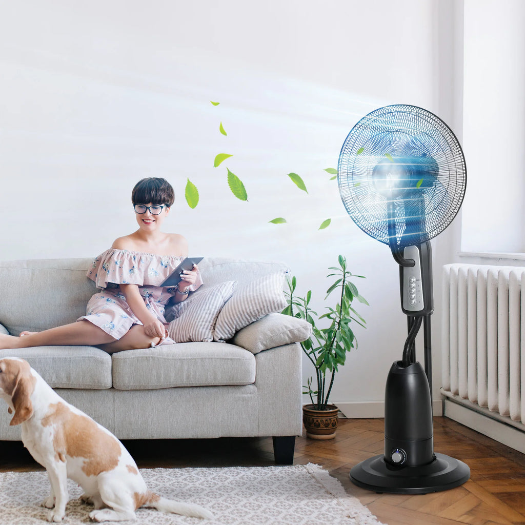 HOMCOM 18" Pedestal Fan with Water Mist Spray Standing Fan, 2.8L Tank Black
