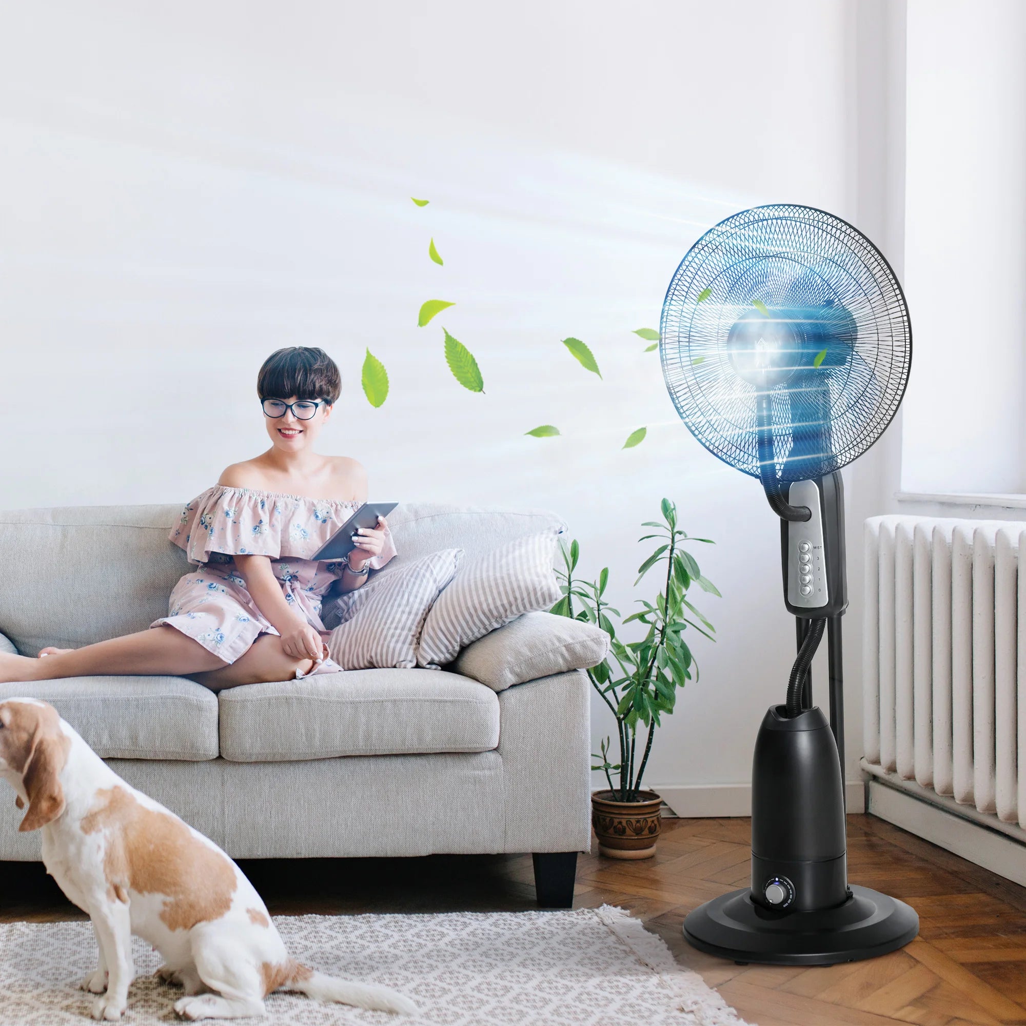 HOMCOM 18" Pedestal Fan with Water Mist Spray Standing Fan, 2.8L Tank Black